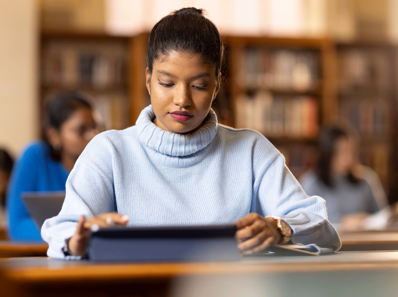 Student with laptop